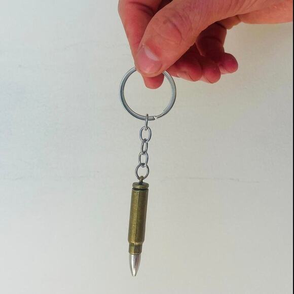 Y2k 2000s vintage style bullet key chain - Picture 5 of 7